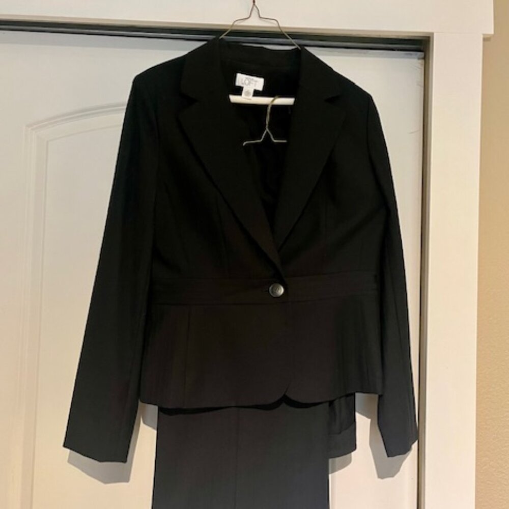 Ann Taylor Loft Black Suit, Light Wool, Slacks and Jacket, Size 8